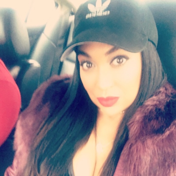 Meet your Posher, Tara - Picture 1 of 1